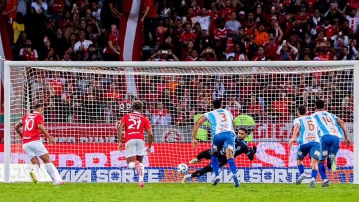 Rayr Miller, goleiro do Maracanã FC / Internacional x Maracanã / Copa do Brasil