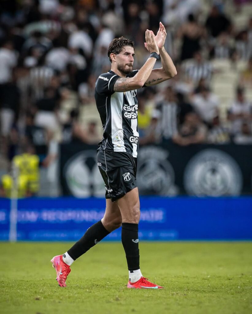 Pedro Raul, atacante do Ceará