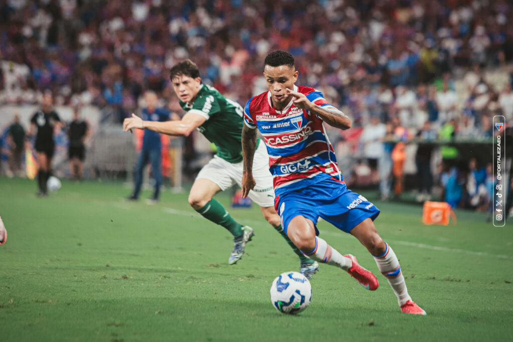 Allanzinho, atacante do Fortaleza