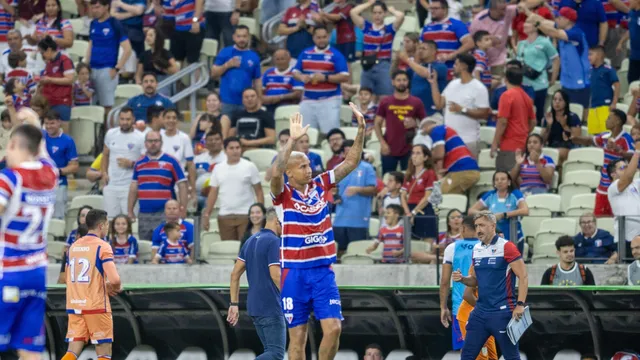 Deyverson, atacante do Fortaleza