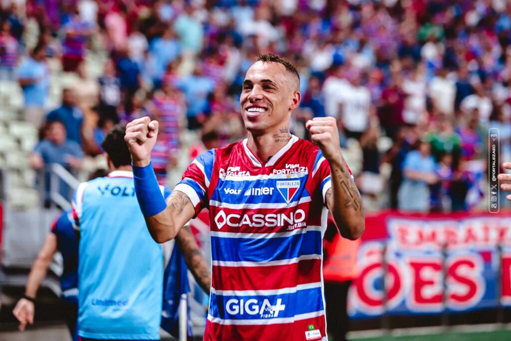 Breno Lopes, atacante do Fortaleza