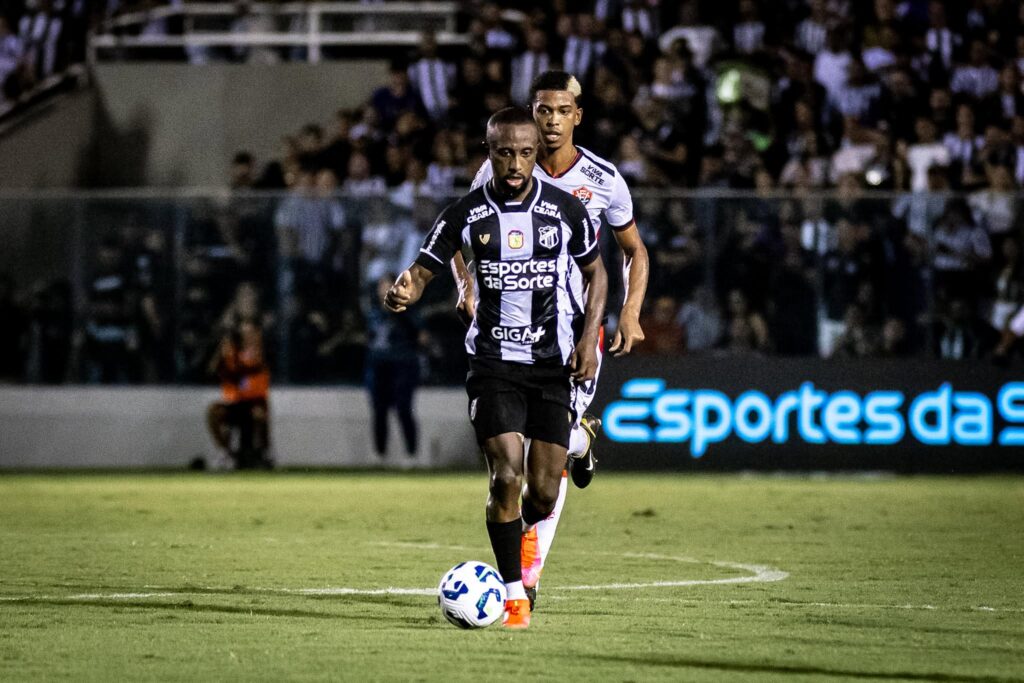 Dieguinho, volante do Ceará / Série A