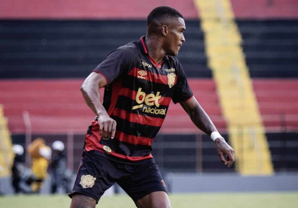 Matheus Alexandre, lateral do Sport-PE