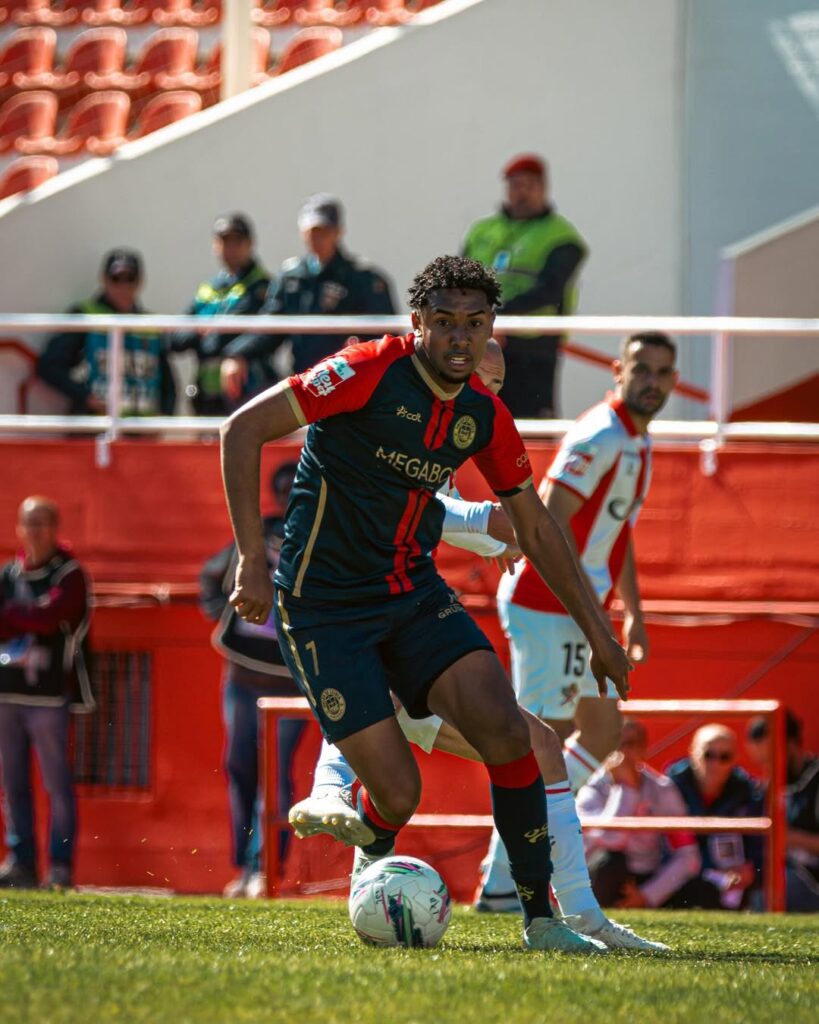 Ryan Guilherme retorna ao Fortaleza após período de empréstimo.