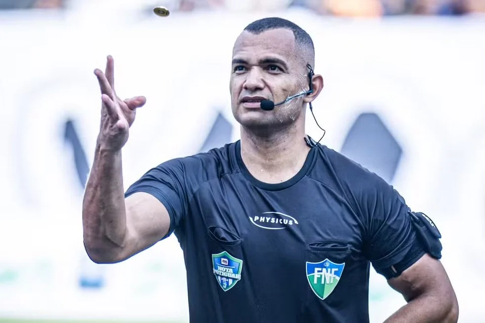 Árbitro Tarcísio Flores da Silva