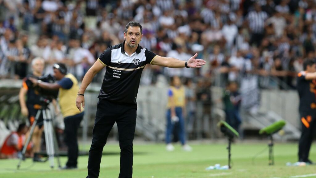 Marquinhos Santos, ex-treinador do Ceará