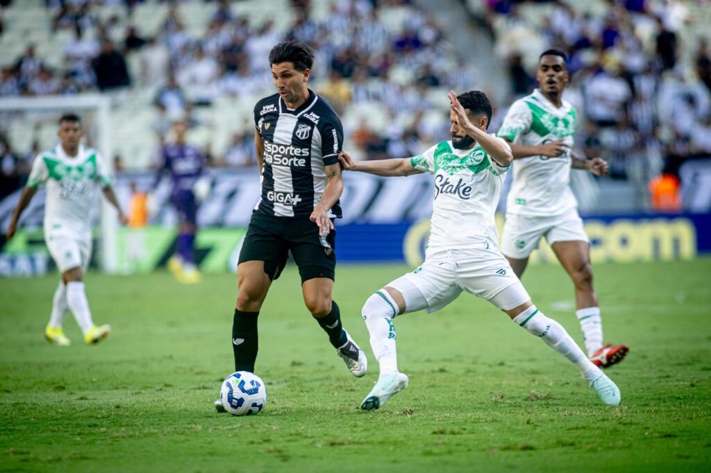Lucas Mugni, meia do Ceará