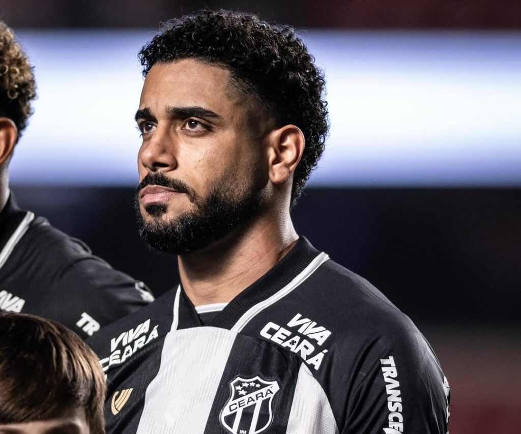 Matheus Bahia, lateral-esquerdo do Ceará