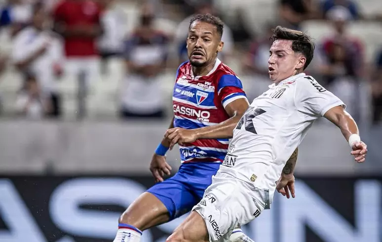 Bruno Pacheco, lateral do Fortaleza