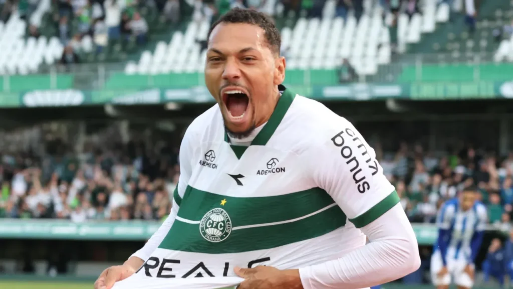 Alex Silva interessa ao Ceará