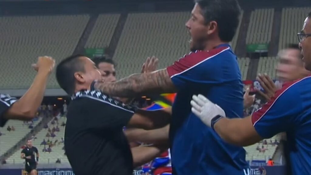 Briga entre treinadores de Fortaleza e Cuiabá