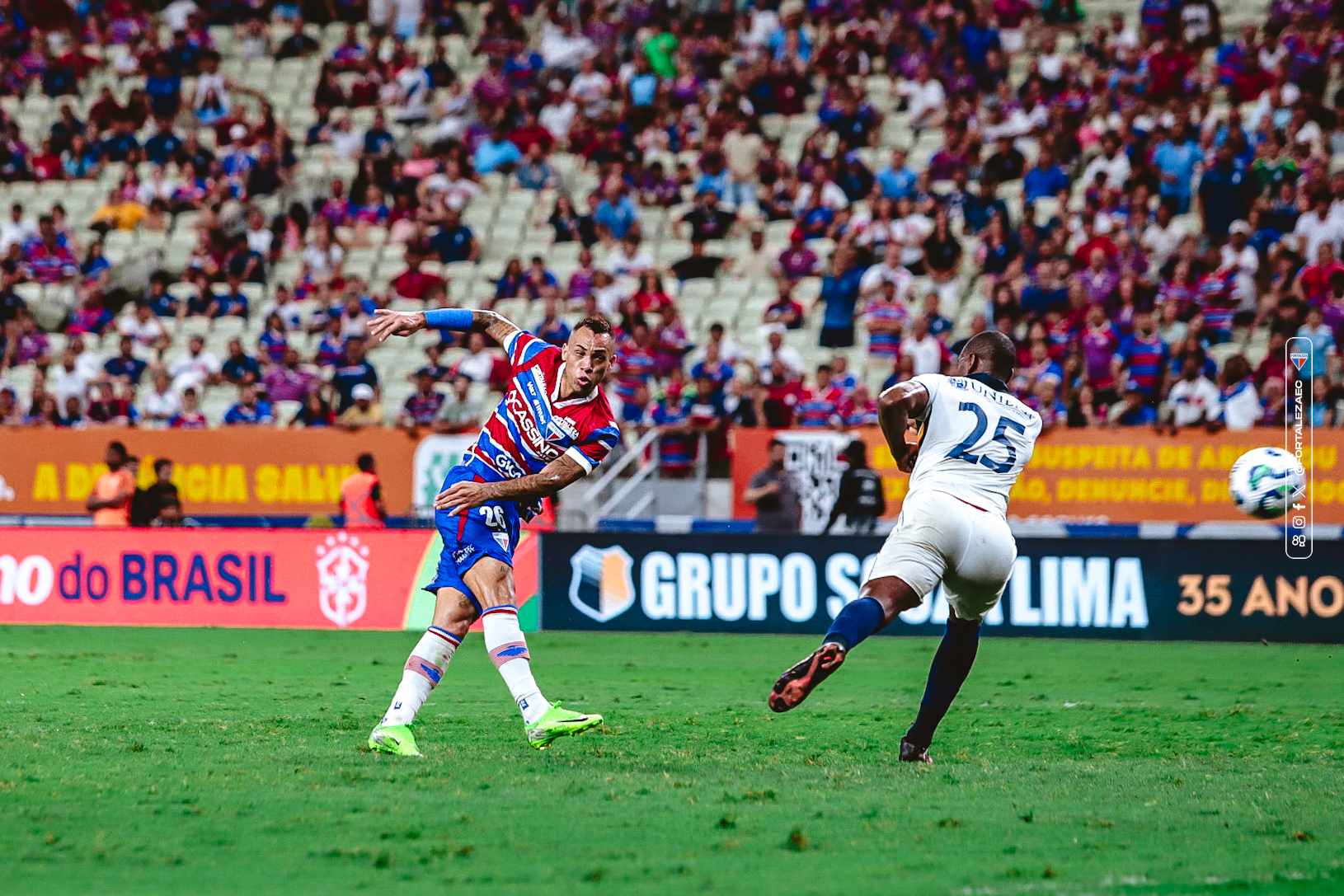 Breno Lopes, atacante do Fortaleza