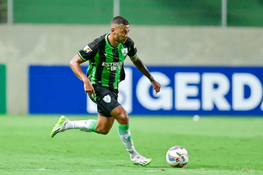 Ceará tem interesse em Fabinho, do América MG.