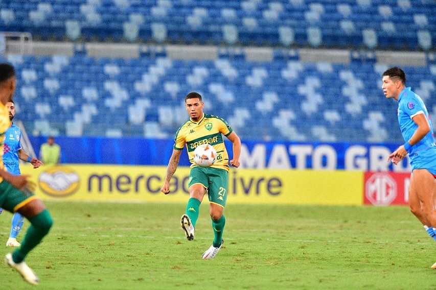Denilson, volante do Cuiabá, gera interesse no Fortaleza