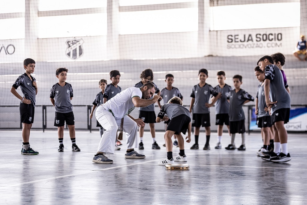 Ceará inicia uso de capoeira para desenvolvimento de atletas de iniciação de futsal
