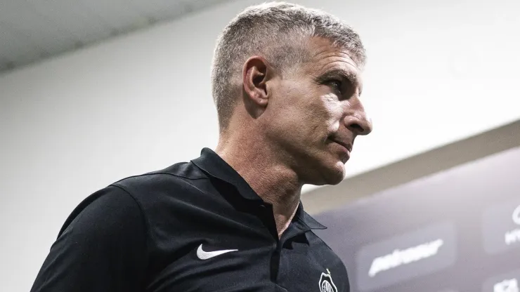 Martín Palermo é oficializado como novo do Fortaleza