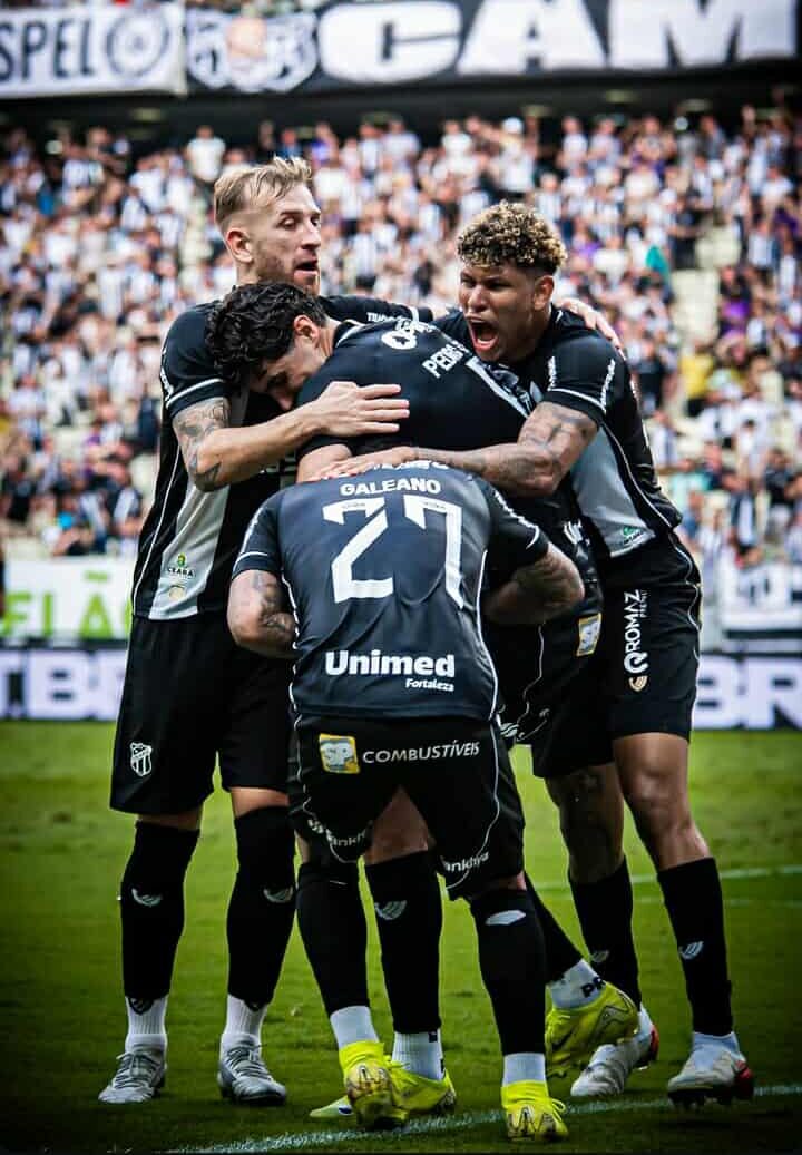 Ceará vence Fluminense e volta a subir na tabela da Série A