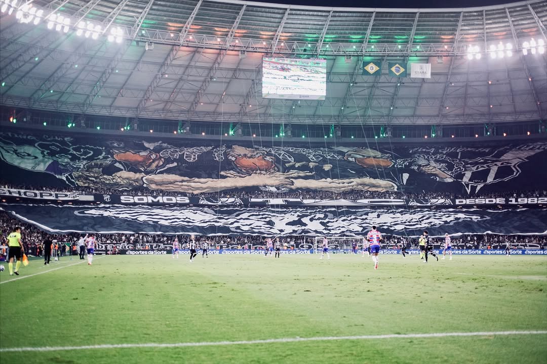 Bandeirão torcida do Ceará
