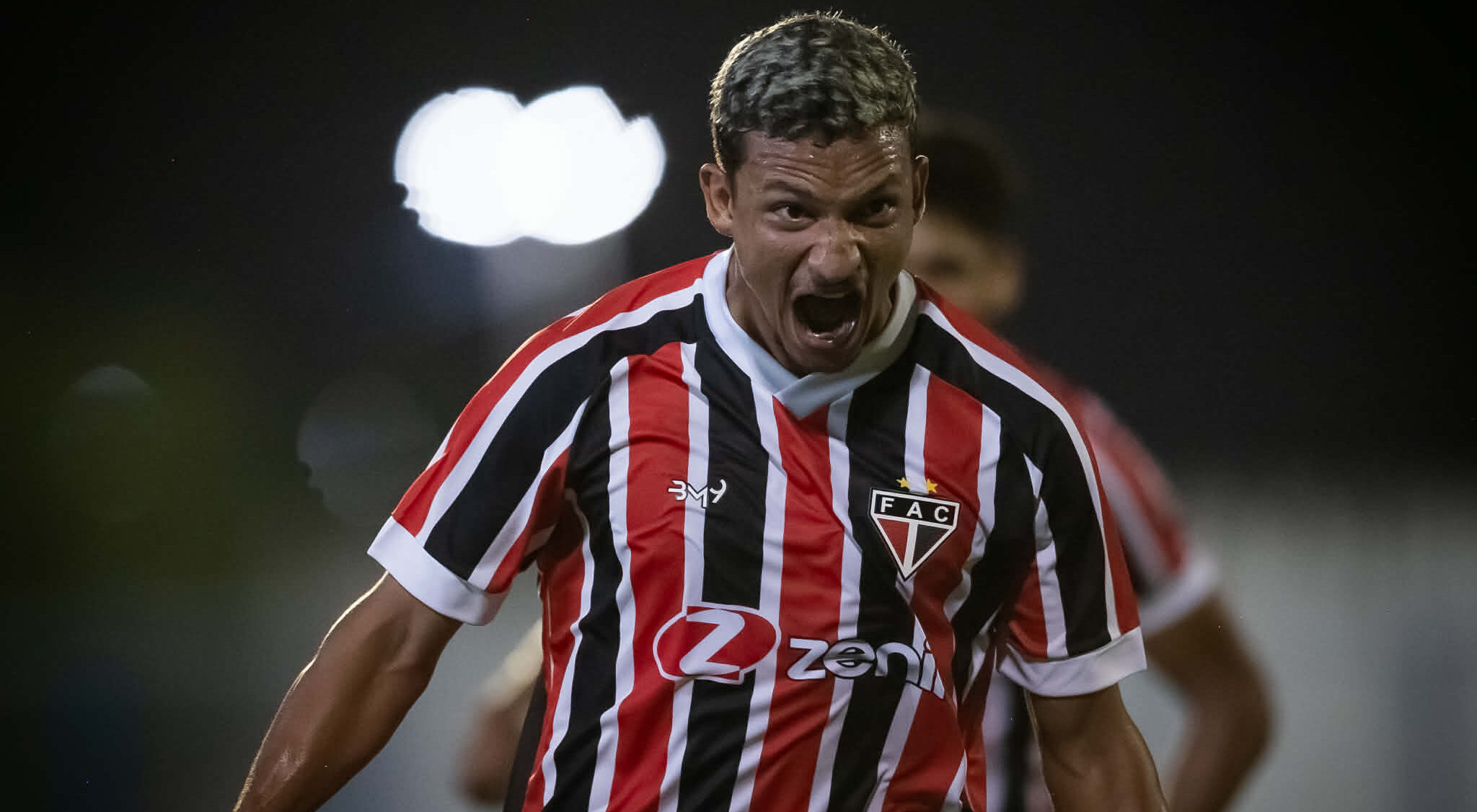 Kiuan Gabriel, Ferroviário