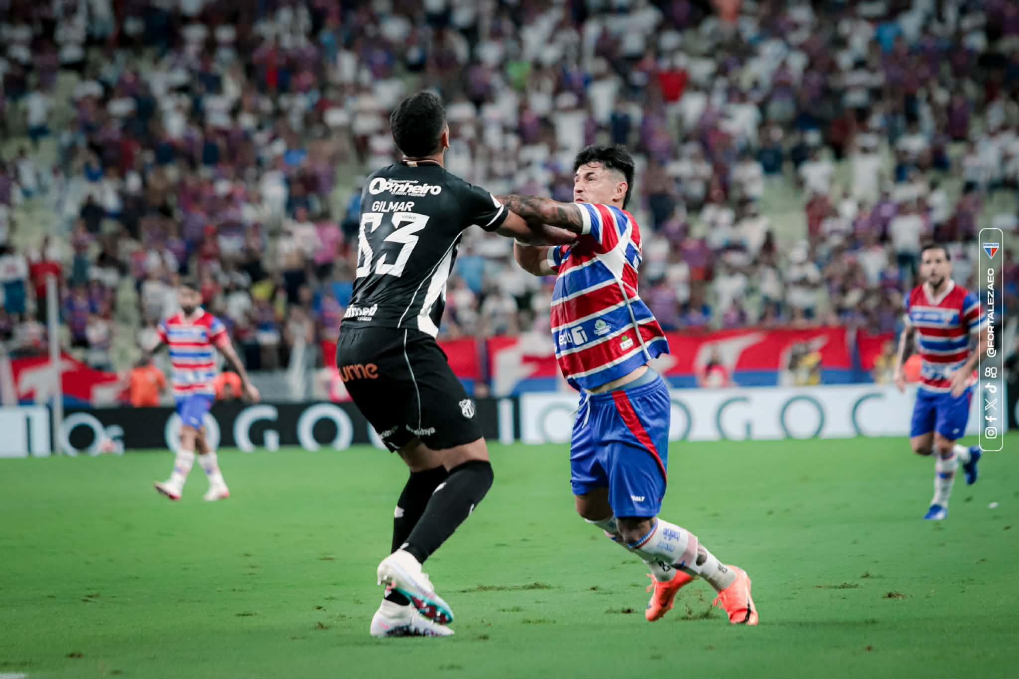 Ceará e Fortaleza empatam no 1º Clássico-Rei da temporada